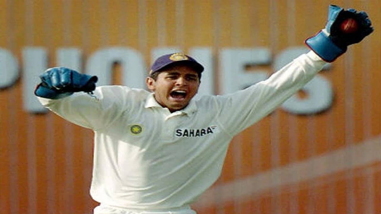 ধোনির সমসাময়িক হওয়ায় নিজেকে দুর্ভাগ্যবান ভাবেন না পার্থিব প্যাটেল ধোনির সমসাময়িক হওয়ায় নিজেকে দুর্ভাগ্যবান ভাবেন না পার্থিব প্যাটেল