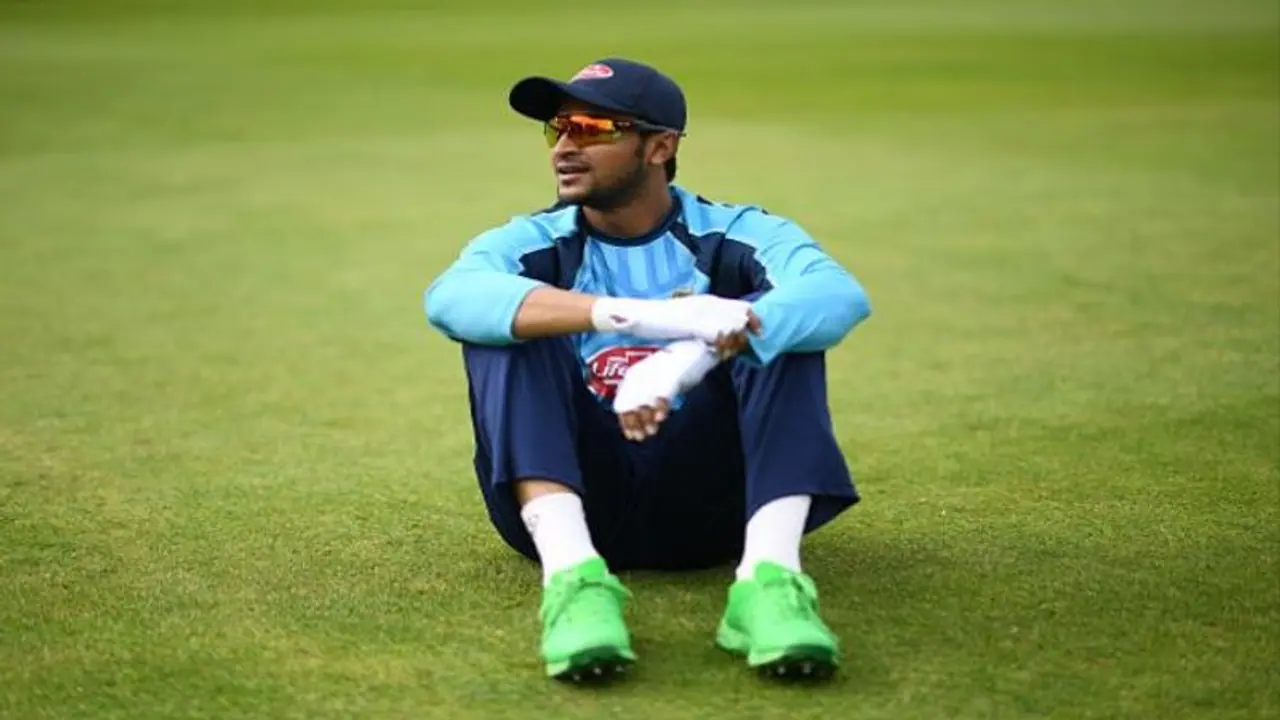 শোকজ নোটিস শাকিব আল হাসানকে, নেওয়া হতে পারে কড়া আইনি ব্যবস্থা