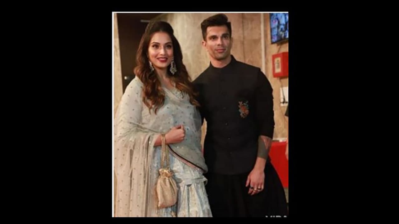 তবে কি মা হতে চলেছেন বিপাশা বসু,জোর জল্পনা বি টাউনে তবে কি মা হতে চলেছেন বিপাশা বসু,জোর জল্পনা বি টাউনে