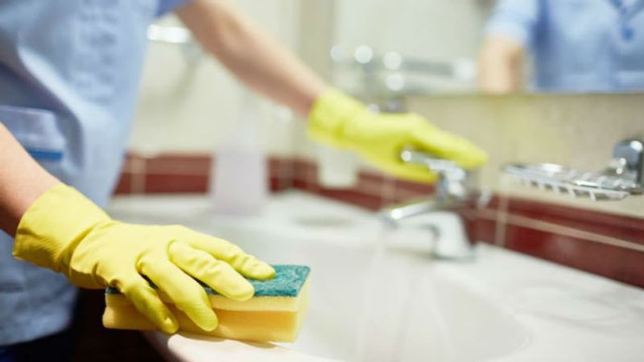 ভাইরাসের সংক্রমণ এড়াতে ঘর এবং রান্নাঘর পরিষ্কার করার জন্য নয়া নির্দেশিকা জারি করল এফএসএসএআই