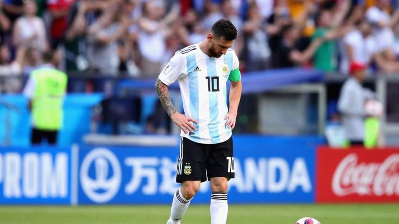 ലോകകപ്പിനായി ഇതുവരെ നേടിയ കിരീടങ്ങളൊന്നും നല്കാന് ഒരുക്കമല്ലെന്ന് മെസ്സി ലോകകപ്പിനായി ഇതുവരെ നേടിയ കിരീടങ്ങളൊന്നും നല്കാന് ഒരുക്കമല്ലെന്ന് മെസ്സി