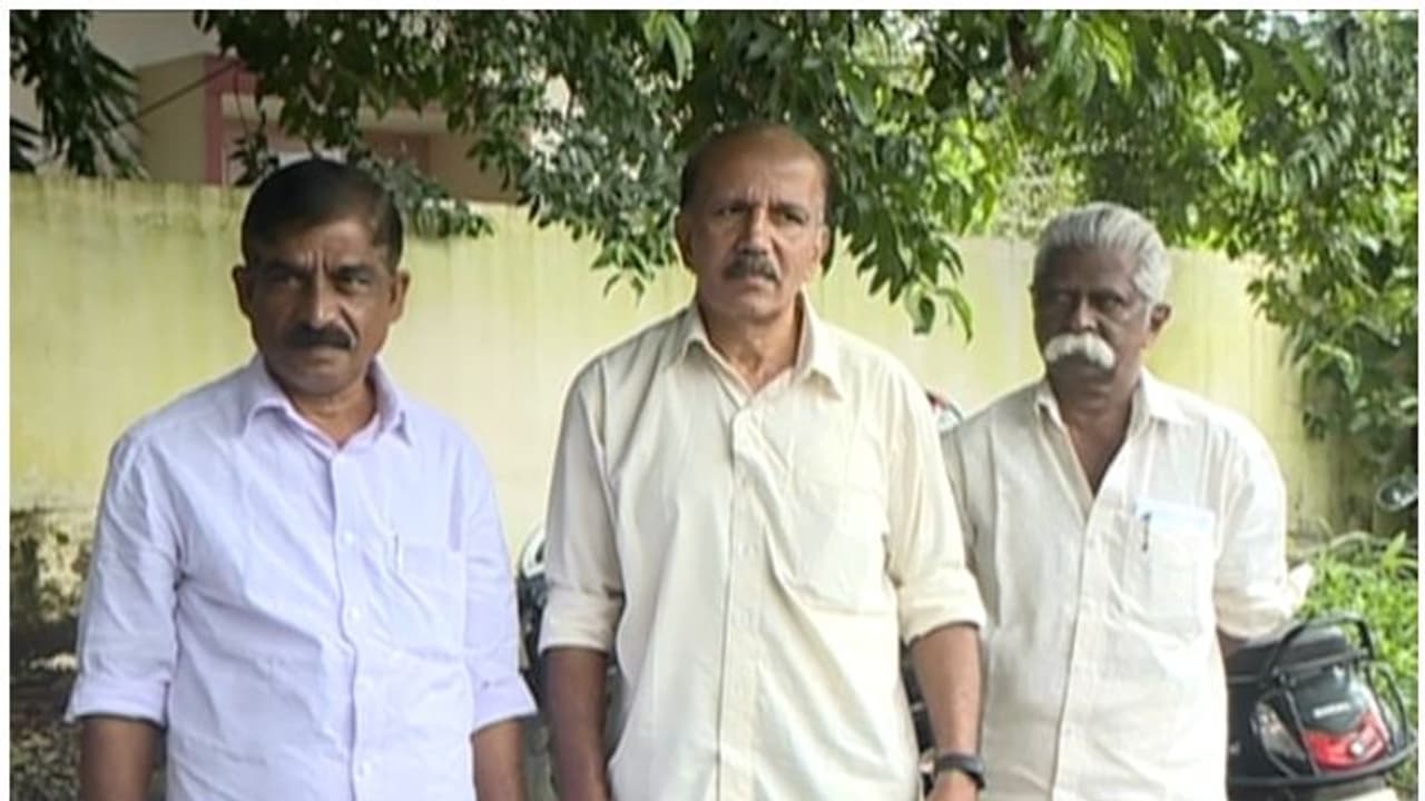 മത സമിതികളിൽ സർക്കാർ ഉദ്യോഗസ്ഥർ; നടപടിയെടുക്കണമെന്ന് സംയുക്ത ക്രിസ്ത്യൻ കൗൺസിൽ മത സമിതികളിൽ സർക്കാർ ഉദ്യോഗസ്ഥർ; നടപടിയെടുക്കണമെന്ന് സംയുക്ത ക്രിസ്ത്യൻ കൗൺസിൽ