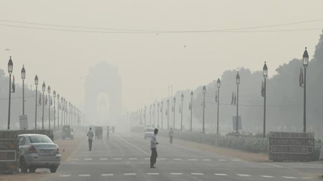 Delhi Pollution: দূষণে নয়, স্লোগানে ব্যয় দিল্লি সরকারের রাজস্ব অডিটের হুশিয়ারি শীর্ষ আদালতের Delhi Pollution: দূষণে নয়, স্লোগানে ব্যয় দিল্লি সরকারের রাজস্ব অডিটের হুশিয়ারি শীর্ষ আদালতের
