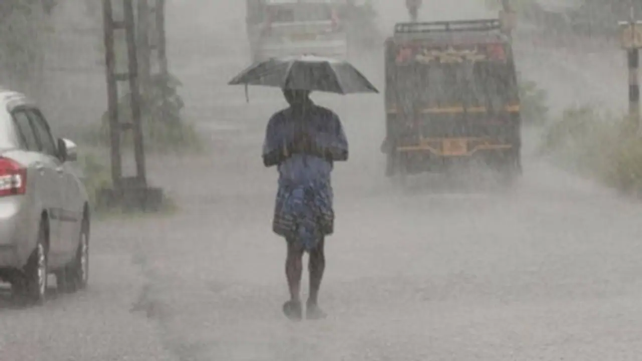 தமிழகத்தில் கனமழை பெய்யும் !! கடலோர பகுதிகளில் கடும் காற்று வீசும் ! வானிலை ஆய்வு மையம் எச்சரிக்கை !! தமிழகத்தில் கனமழை பெய்யும் !! கடலோர பகுதிகளில் கடும் காற்று வீசும் ! வானிலை ஆய்வு மையம் எச்சரிக்கை !!