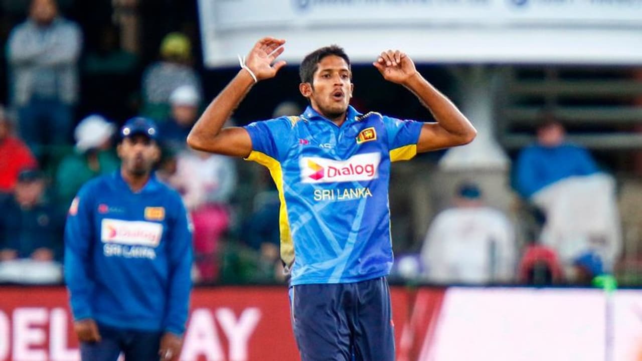 ప్రపంచ క్రికెట్ లో శ్రీలంక బౌలర్ రజిత అతి చెత్త రికార్డు