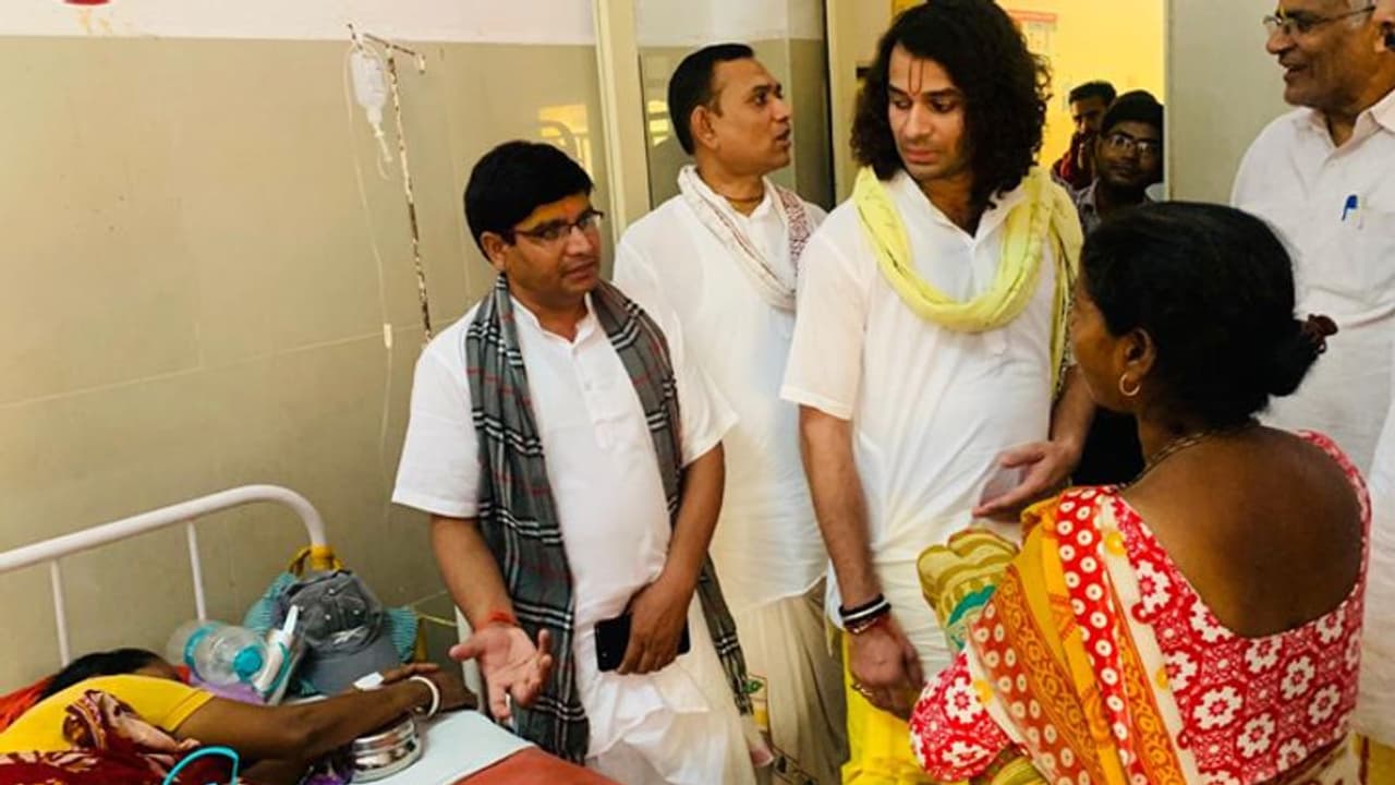 इस नए लुक में नजर आए लालू के बेटे, योगी सरकार को दी ये चेतावनी इस नए लुक में नजर आए लालू के बेटे, योगी सरकार को दी ये चेतावनी