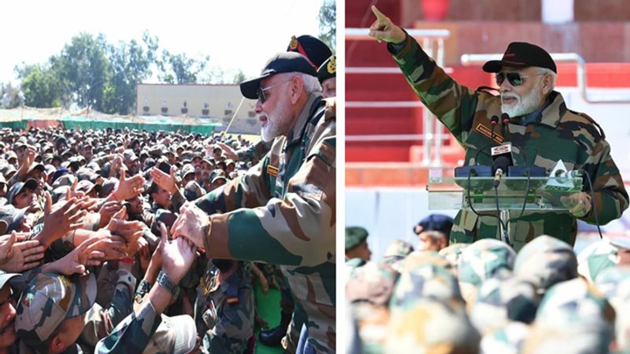 जम्मू कश्मीर पहुंचे PM मोदी, इस बार LOC पर जवानों के साथ मनाएंगे दिवाली जम्मू कश्मीर पहुंचे PM मोदी, इस बार LOC पर जवानों के साथ मनाएंगे दिवाली