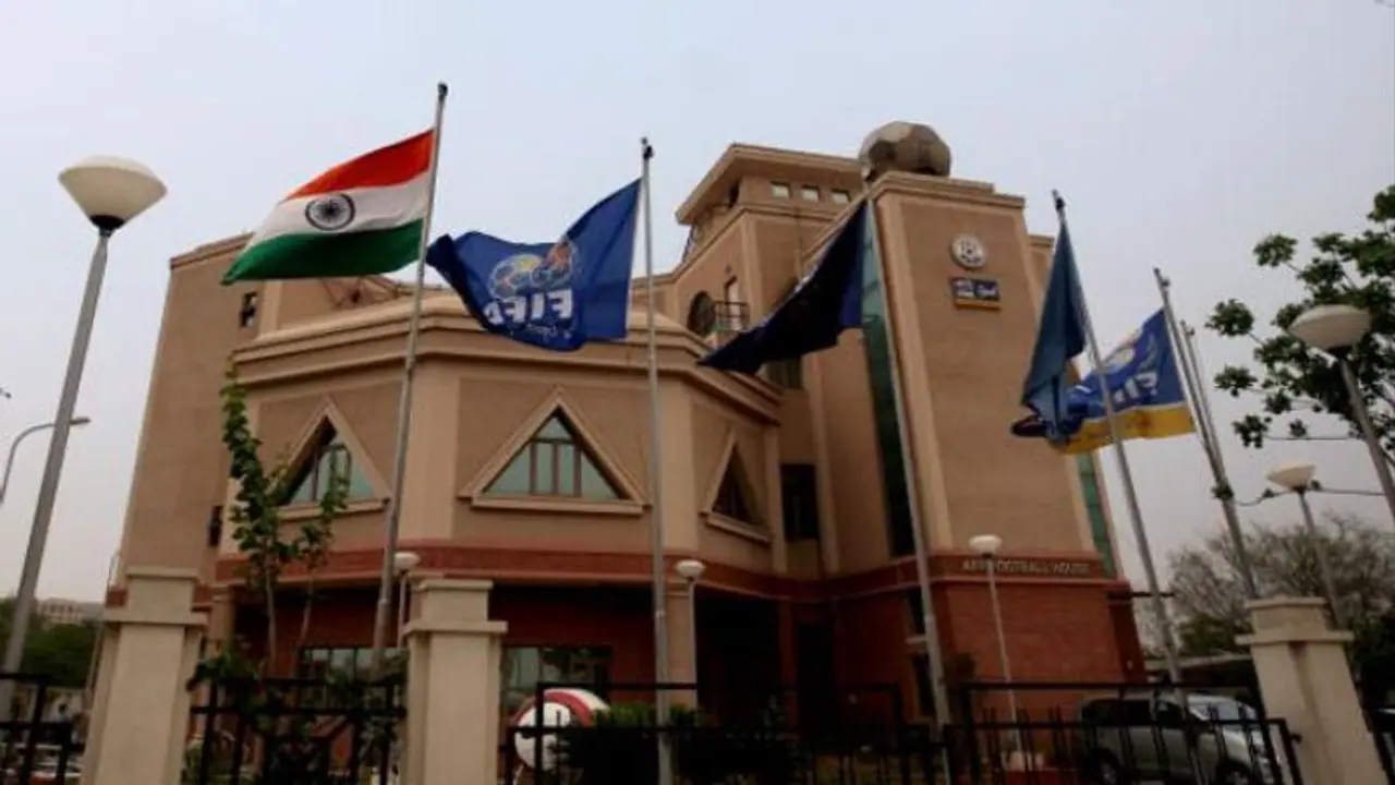 കിരീടക്കുതിപ്പിനിടയിലും ഇന്ത്യന്‍ ഫുട്ബോള്‍ ടീം ഏഷ്യന്‍ ഗെയിംസിനുണ്ടായേക്കില്ല!