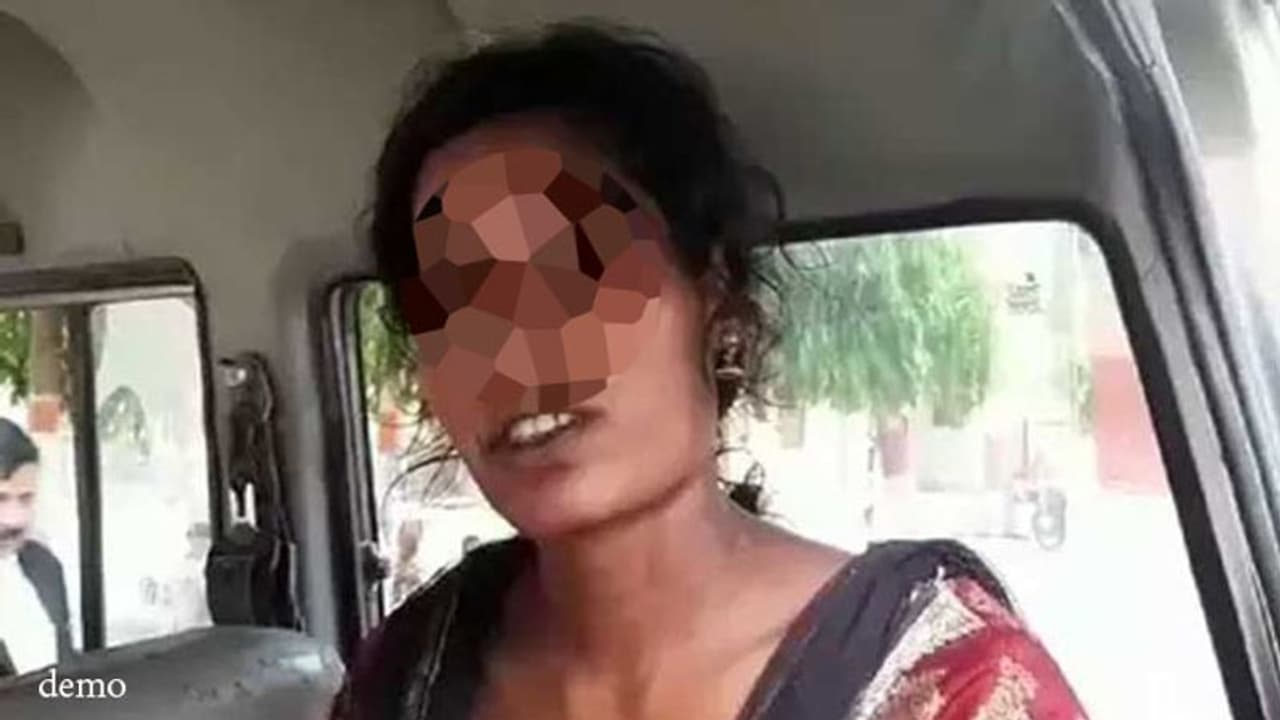 प्रेमिका कर रही थी डबल क्रॉस, लेकिन पति भी निकला शातिर प्रेमिका कर रही थी डबल क्रॉस, लेकिन पति भी निकला शातिर