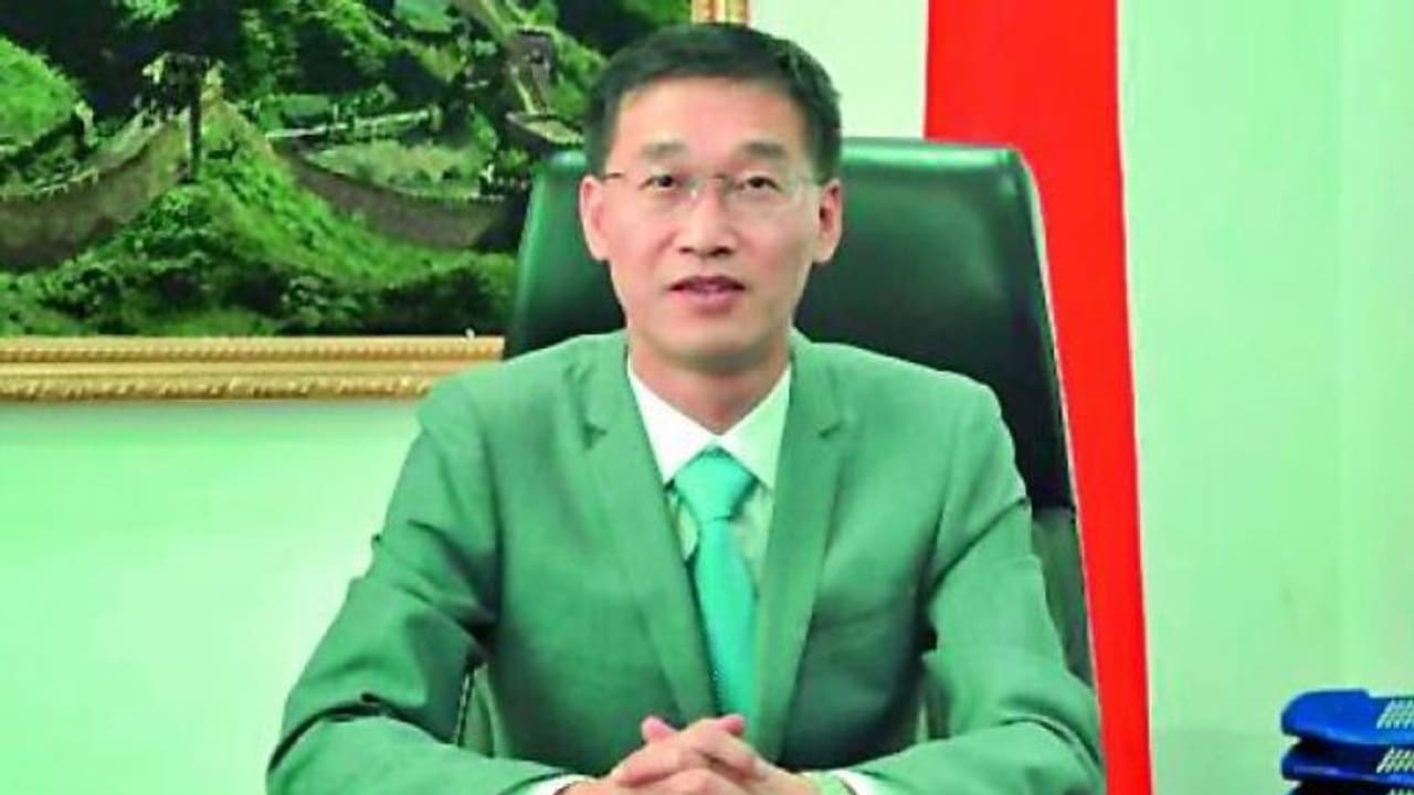 पाकिस्तान में स्कूलों और अस्पतालों का निर्माण करवाएगा चीन, कहा विकास हमारी प्राथमिकता पाकिस्तान में स्कूलों और अस्पतालों का निर्माण करवाएगा चीन, कहा विकास हमारी प्राथमिकता