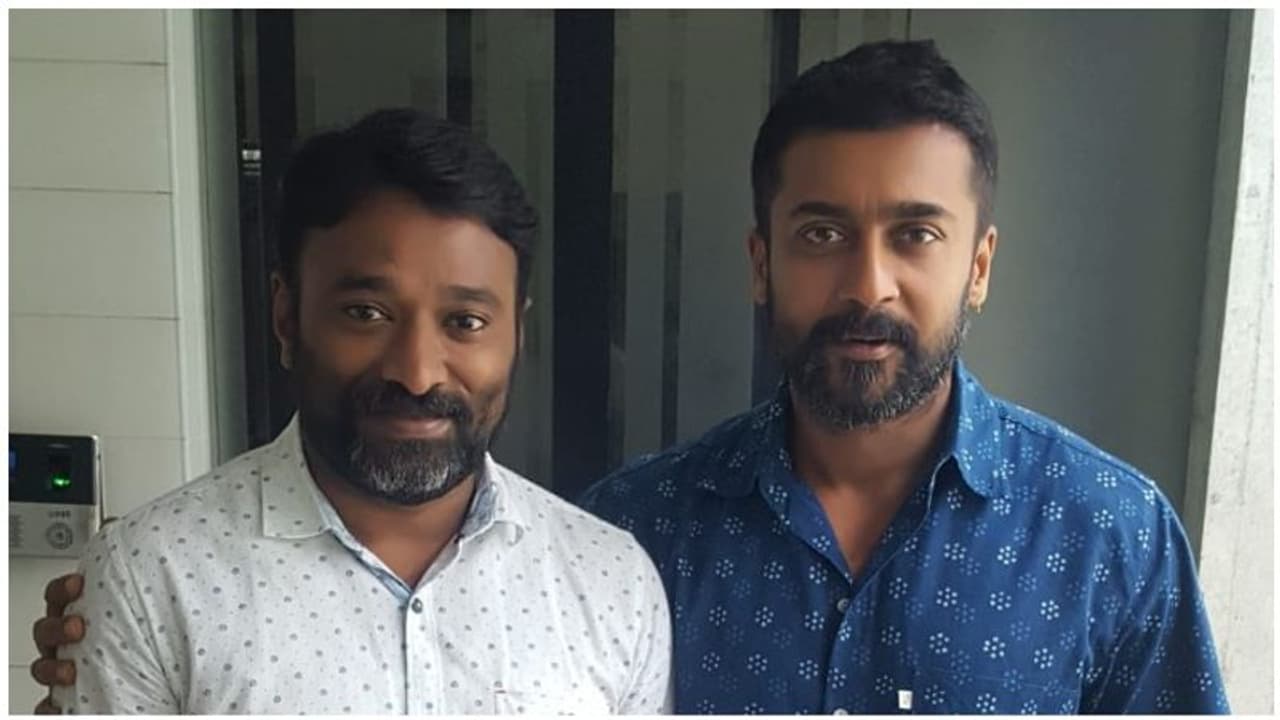 ஐஏஎஸ் படிக்க வந்து பாடலாசிரியரான இளைஞர்... தயாரிப்பாளர் கொடுத்த சர்ப்ரைஸ் ஷாக்..!