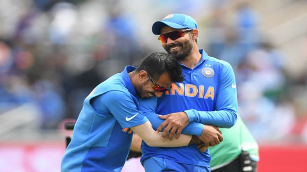 కపిల్ దేవ్, ధోనీల రికార్డును బద్దలు కొట్టిన రవీంద్ర జడేజా కపిల్ దేవ్, ధోనీల రికార్డును బద్దలు కొట్టిన రవీంద్ర జడేజా