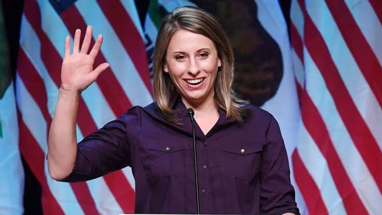 അവിഹിതബന്ധം: യുഎസ് ഹൗസ് പ്രതിനിധി കാത്തി ഹിൽ രാജിവച്ചു അവിഹിതബന്ധം: യുഎസ് ഹൗസ് പ്രതിനിധി കാത്തി ഹിൽ രാജിവച്ചു