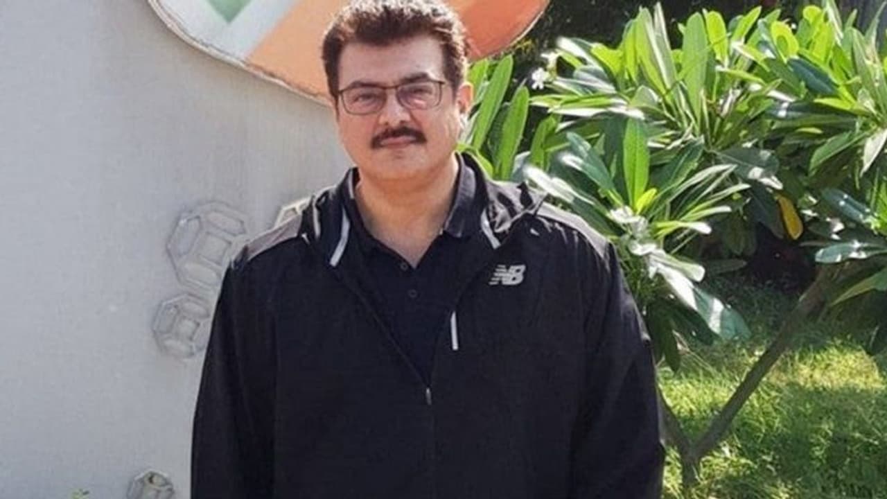 அஜித்துக்கு "நோ" சொன்ன பாலிவுட் இளம் நடிகை! அஜித்துக்கு "நோ" சொன்ன பாலிவுட் இளம் நடிகை!