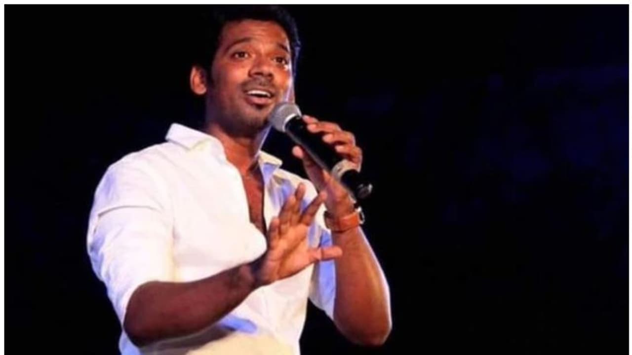 തമിഴ് നടൻ മനോ വാഹനാപകടത്തില് മരിച്ചു തമിഴ് നടൻ മനോ വാഹനാപകടത്തില് മരിച്ചു