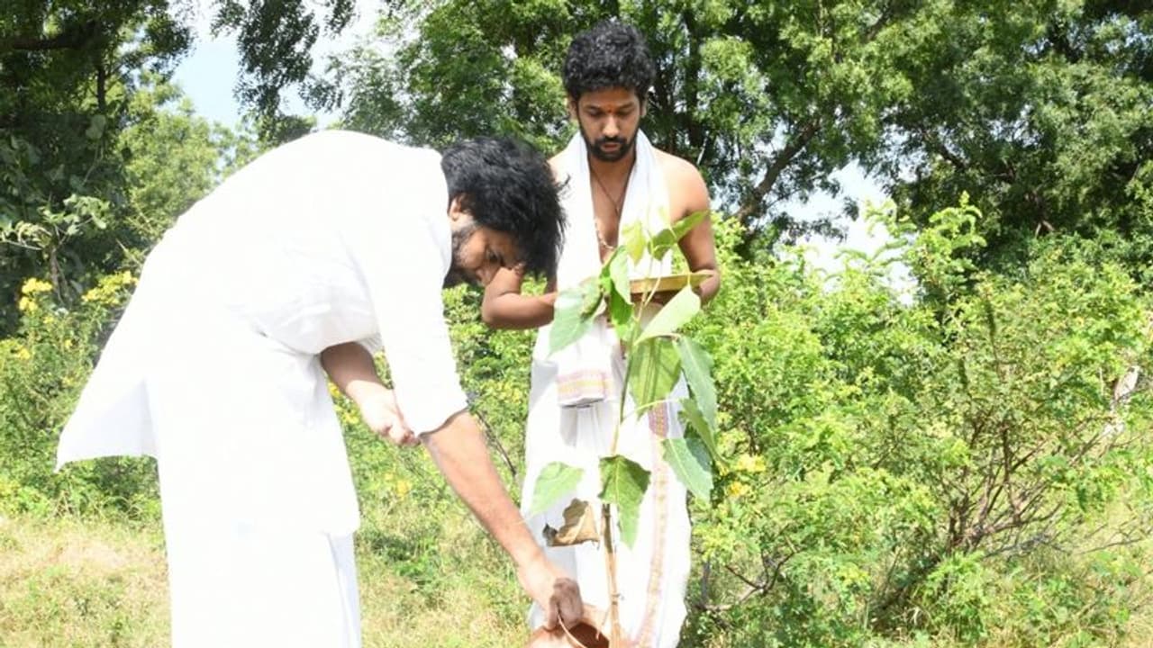 జనసేన వన రక్షణ... నెలరోజుల పాటు ఆహారం స్వీకరించకుండా పవన్ దీక్ష జనసేన వన రక్షణ... నెలరోజుల పాటు ఆహారం స్వీకరించకుండా పవన్ దీక్ష