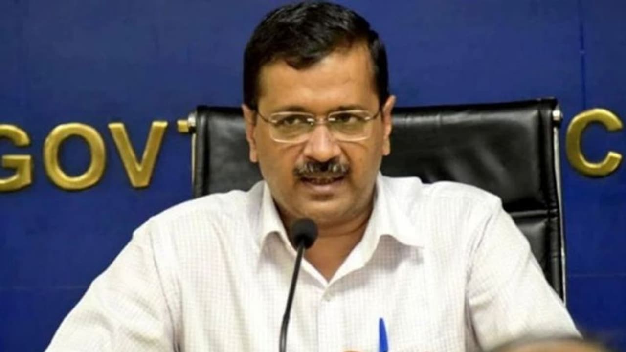 സൗജന്യ യാത്ര പദ്ധതിയിൽ സ്ത്രീകൾക്കൊപ്പം മുതിർന്നവരെയും വിദ്യാര്ത്ഥികളെയും ഉൾപ്പെടുത്തും; കെജ്രിവാൾ സൗജന്യ യാത്ര പദ്ധതിയിൽ സ്ത്രീകൾക്കൊപ്പം മുതിർന്നവരെയും വിദ്യാര്ത്ഥികളെയും ഉൾപ്പെടുത്തും; കെജ്രിവാൾ