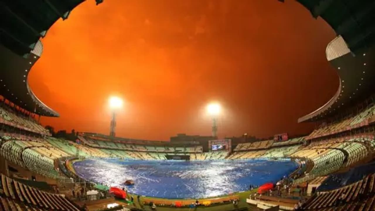 ഇത് 'ദാദ'യുടെ വിജയം; ഈഡന് ഗാര്ഡനില് പകല് രാത്രി മത്സരം ഇത് 'ദാദ'യുടെ വിജയം; ഈഡന് ഗാര്ഡനില് പകല് രാത്രി മത്സരം