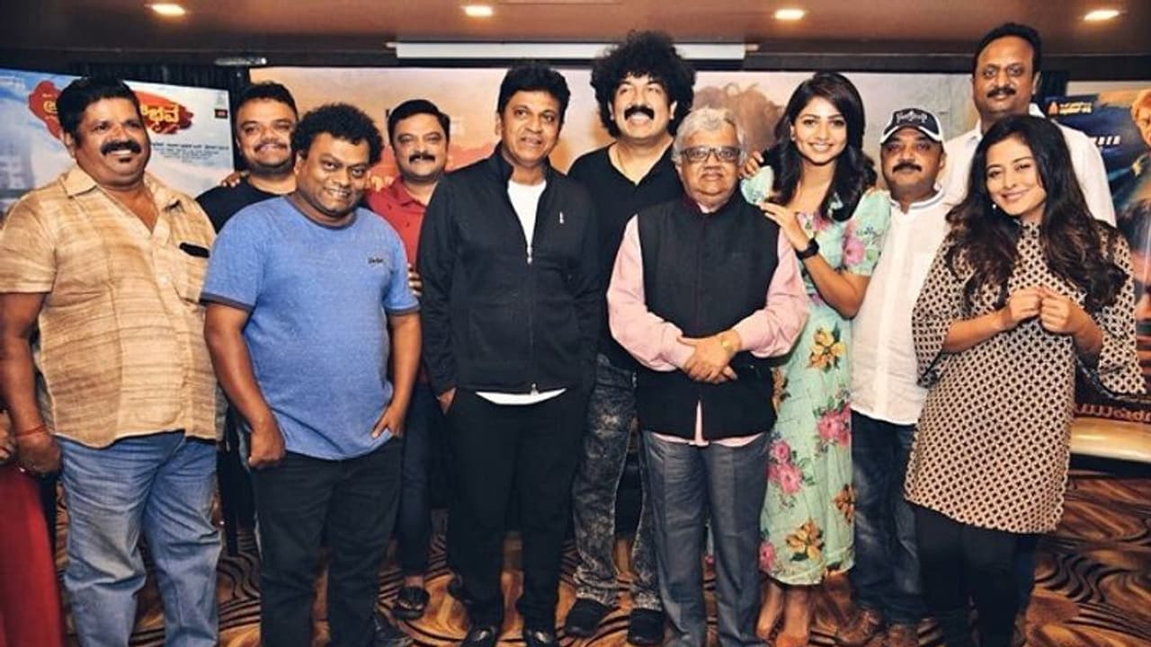 'ಆಯುಷ್ಮಾನ್ ಭವ' ಕ್ಕಾಗಿ ಶಿವಣ್ಣ ಅಭಿಮಾನಿಗಳು ಇನ್ನೂ ಎರಡು ವಾರ ಕಾಯಬೇಕು!