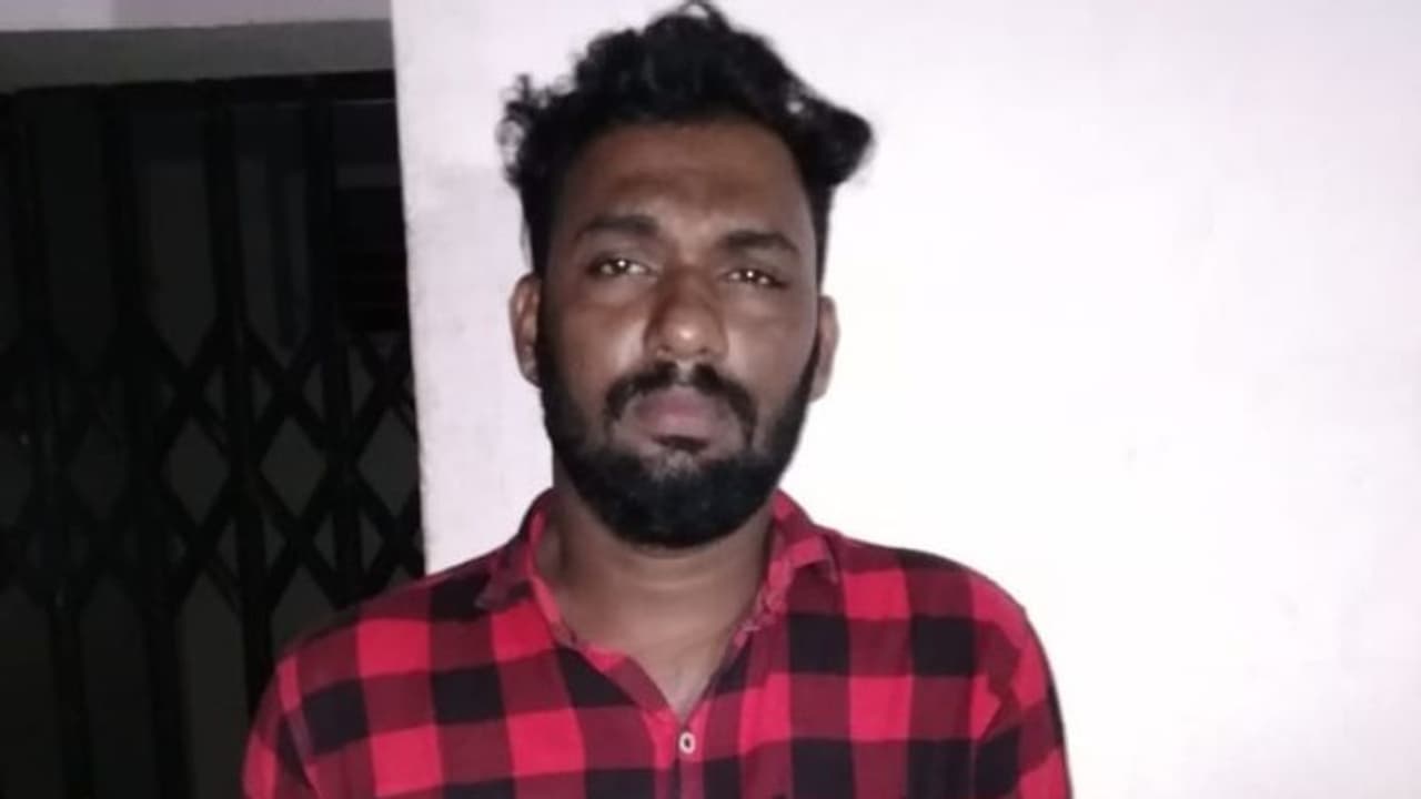 നടുറോഡിൽ മാരകായുധങ്ങളുമായി ഭീകാരാന്തരീക്ഷം സൃഷ്ടിച്ച സംഭവം; പ്രതി പിടിയിൽ