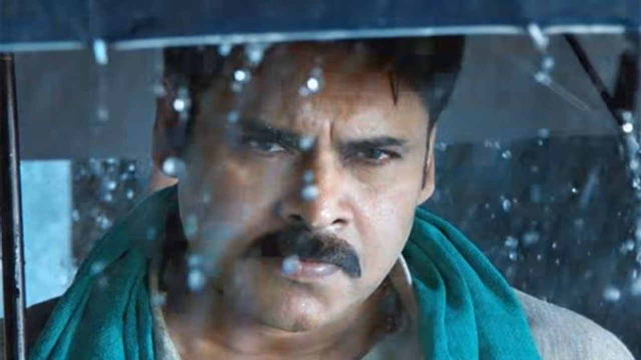 ఇండస్ట్రీ టాక్: పవన్ రెమ్యునరేషన్ 50 కోట్లు.. క్రిష్ డైరెక్షన్ లో రీఎంట్రీ! ఇండస్ట్రీ టాక్: పవన్ రెమ్యునరేషన్ 50 కోట్లు.. క్రిష్ డైరెక్షన్ లో రీఎంట్రీ!