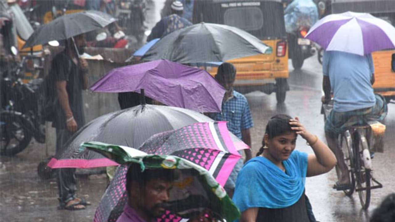 5 நாட்களுக்கு வெளுத்து வாங்கப்போகுது மழை...! உஷார் மக்களே..!