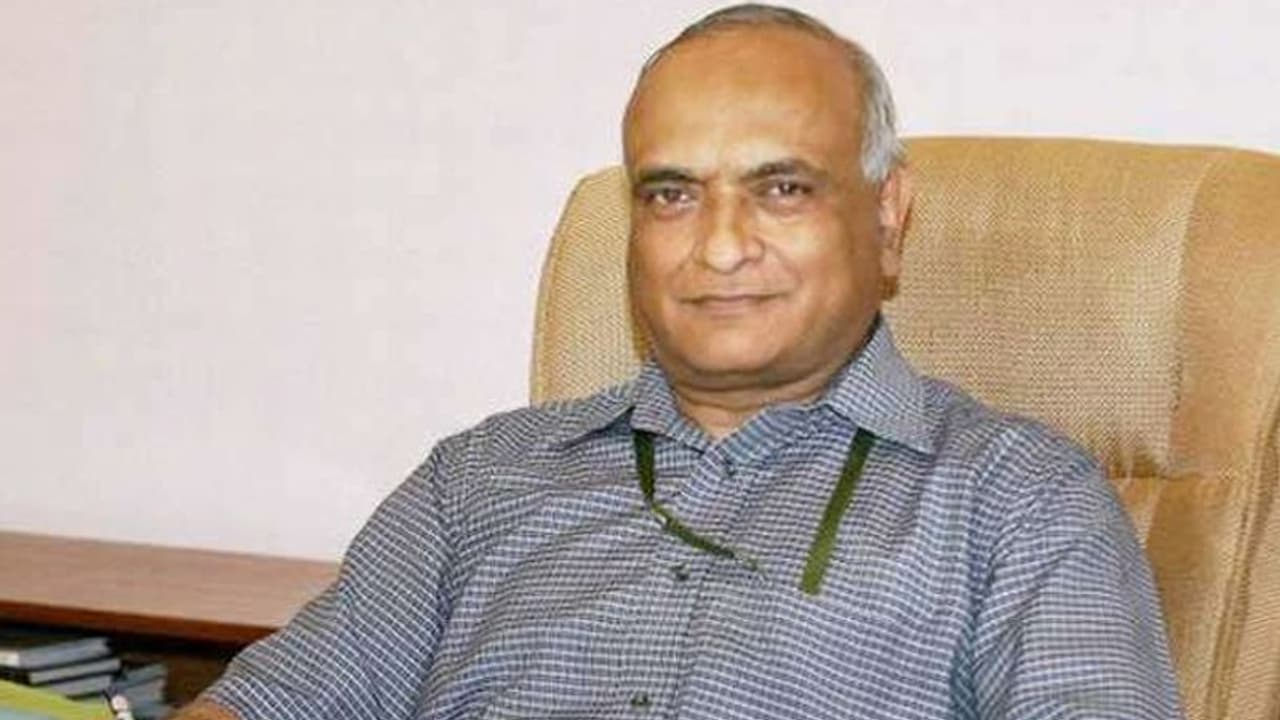 जम्मू कश्मीर और लद्दाख बने केंद्रशासि प्रदेश, धारा 370 खत्म होने के 86 दिन बाद निर्णय प्रभावी जम्मू कश्मीर और लद्दाख बने केंद्रशासि प्रदेश, धारा 370 खत्म होने के 86 दिन बाद निर्णय प्रभावी