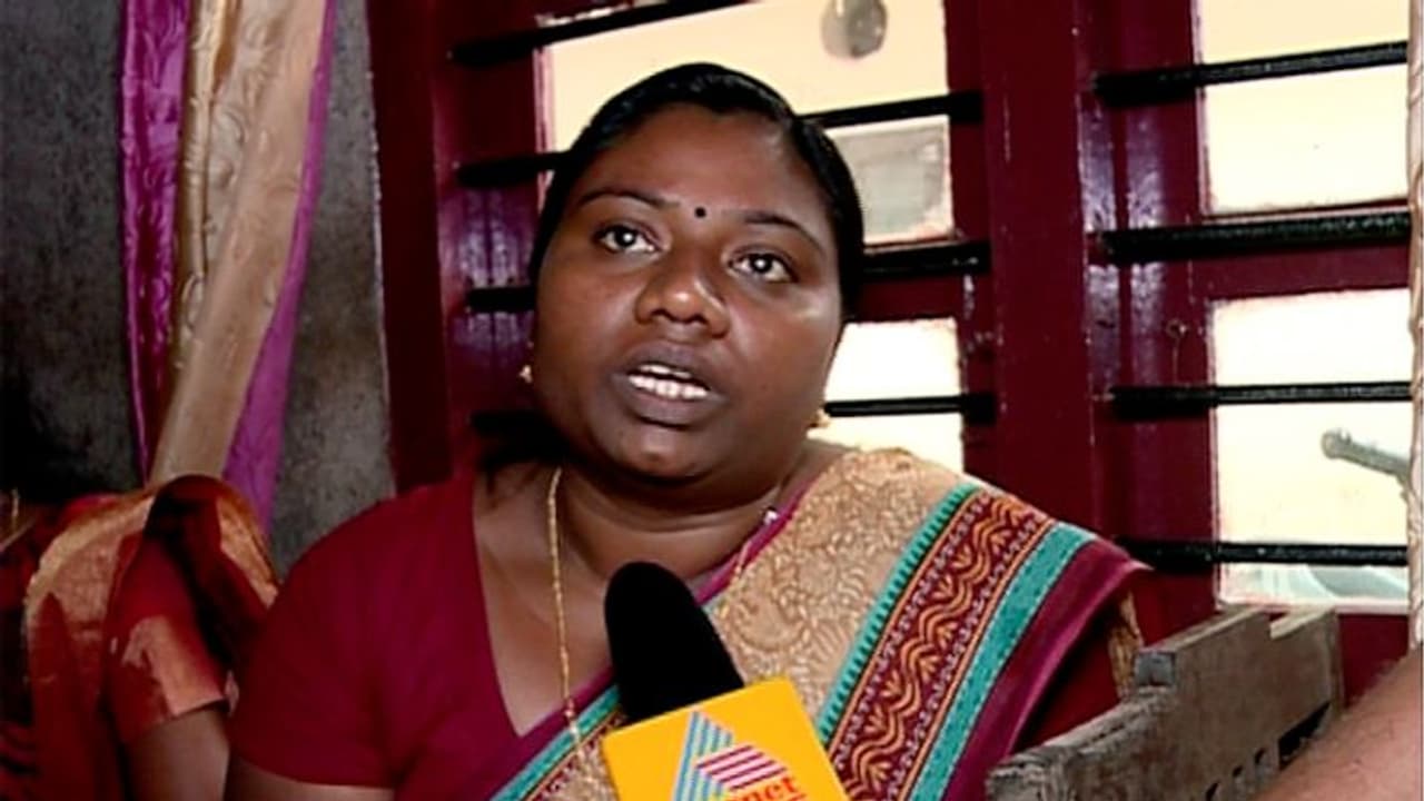 കയ്യേറ്റ ശ്രമവും ജാതി പറഞ്ഞ് അധിക്ഷേപവും; സിപിഎം നേതാക്കള്ക്കെതിരെ പരാതിയുമായി പീരുമേട് പഞ്ചായത്ത് പ്രസിഡന്റ് കയ്യേറ്റ ശ്രമവും ജാതി പറഞ്ഞ് അധിക്ഷേപവും; സിപിഎം നേതാക്കള്ക്കെതിരെ പരാതിയുമായി പീരുമേട് പഞ്ചായത്ത് പ്രസിഡന്റ്