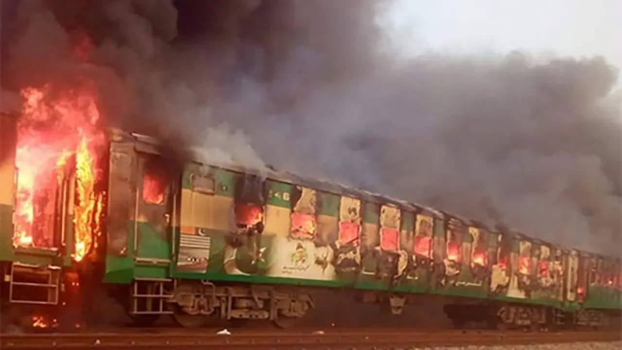 Tezgam Express train tragedyin Pakistan; death toll rises to 73 Tezgam Express train tragedyin Pakistan; death toll rises to 73