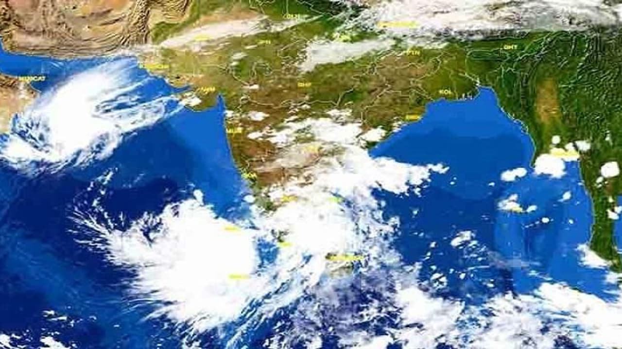 தீவிர புயலாக உருவெடுத்த 'மஹா'..! கனமழை பெய்யும் என வானிலை மையம் எச்சரிக்கை...!