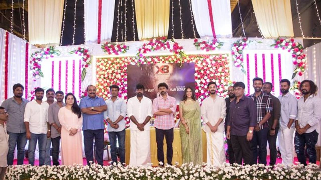 'കൈതി' സംവിധായകന്റെ വിജയ് ചിത്രം ദില്ലിയില് തുടങ്ങുന്നു, റിലീസ് തീയ്യതി തീരുമാനിച്ചു 'കൈതി' സംവിധായകന്റെ വിജയ് ചിത്രം ദില്ലിയില് തുടങ്ങുന്നു, റിലീസ് തീയ്യതി തീരുമാനിച്ചു