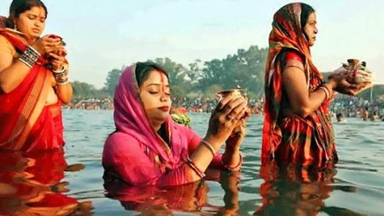 Calcutta HC bans Chhath Puja processions in West Bengal Calcutta HC bans Chhath Puja processions in West Bengal