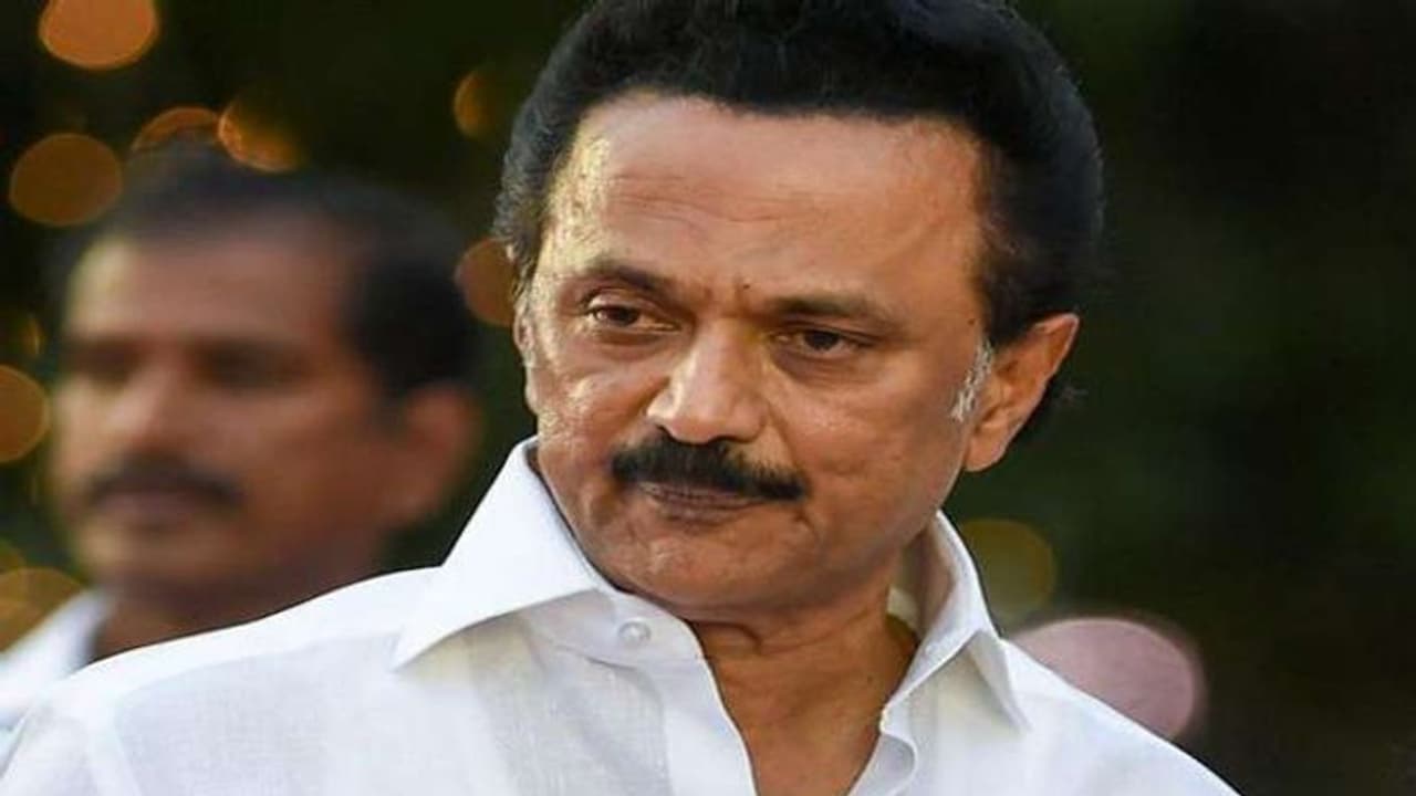 அதிர்ச்சி... ஸ்டாலினுக்கு செலக்டிவ் அம்னீஷியா பாதிப்பா ..? பகீர் கிளப்பும் அறிக்கை..!! அதிர்ச்சி... ஸ்டாலினுக்கு செலக்டிவ் அம்னீஷியா பாதிப்பா ..? பகீர் கிளப்பும் அறிக்கை..!!