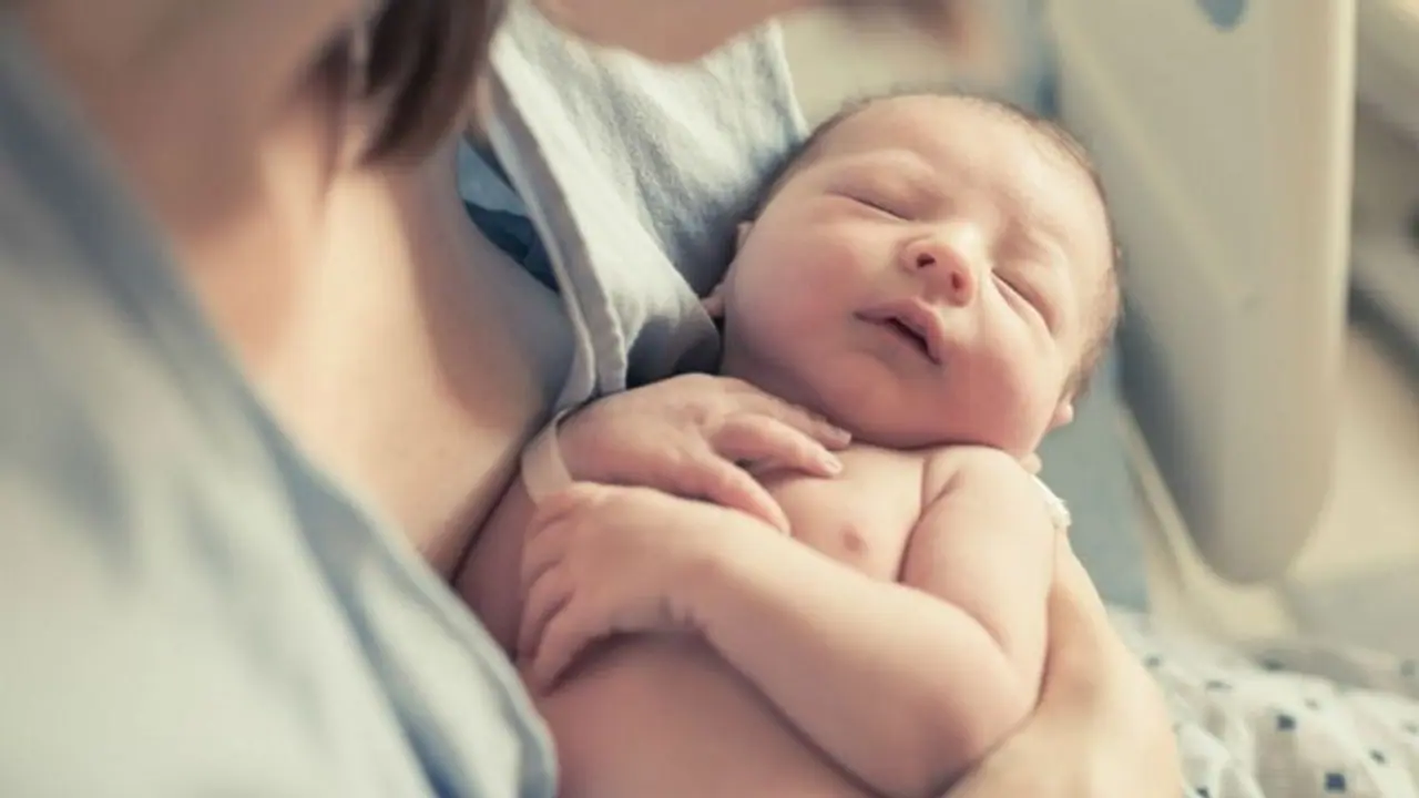 ಹುಬ್ಬಳ್ಳಿ: ನಾಲ್ಕು ಮಕ್ಕಳಿಗೆ ಜನ್ಮ ನೀಡಿದ ಮಹಾತಾಯಿ..! ಹುಬ್ಬಳ್ಳಿ: ನಾಲ್ಕು ಮಕ್ಕಳಿಗೆ ಜನ್ಮ ನೀಡಿದ ಮಹಾತಾಯಿ..!