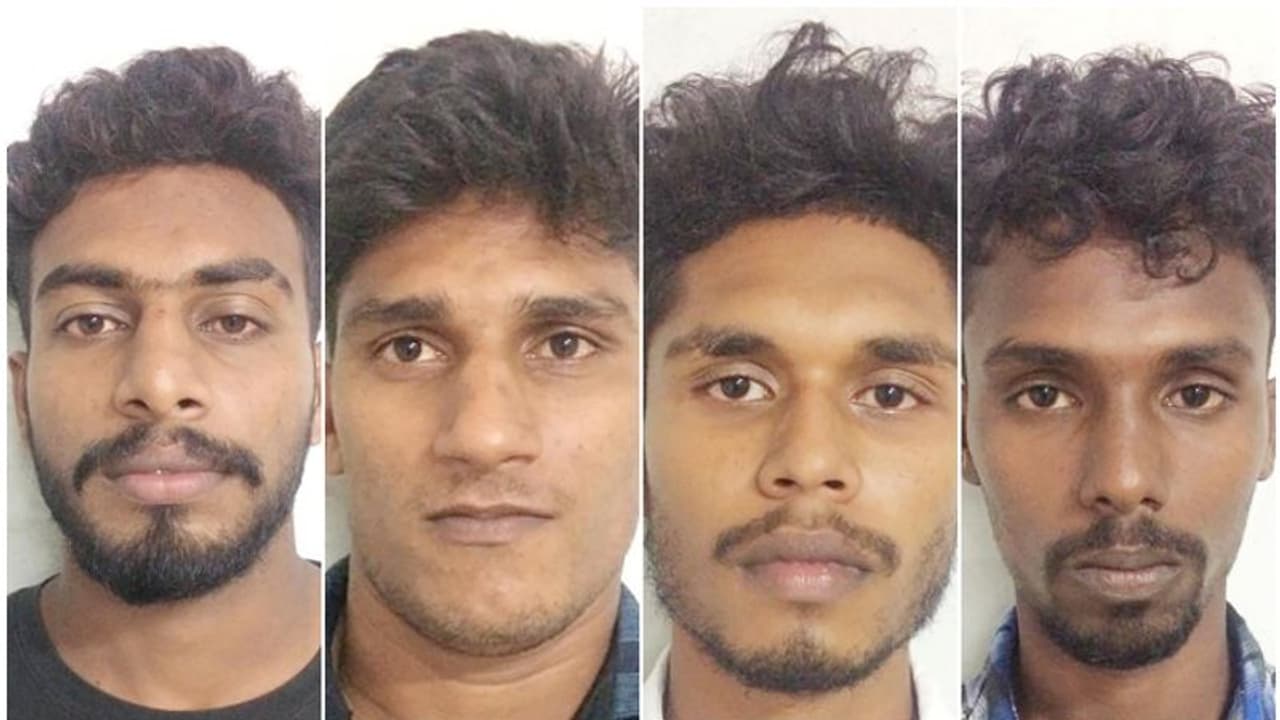 താനൂരില് ലീഗ് പ്രവർത്തകനെ കൊലപ്പെടുത്തിയത് 9 പേര് ചേര്ന്നെന്ന് പ്രതികള്; രണ്ട് പ്രതികള് മുങ്ങി താനൂരില് ലീഗ് പ്രവർത്തകനെ കൊലപ്പെടുത്തിയത് 9 പേര് ചേര്ന്നെന്ന് പ്രതികള്; രണ്ട് പ്രതികള് മുങ്ങി