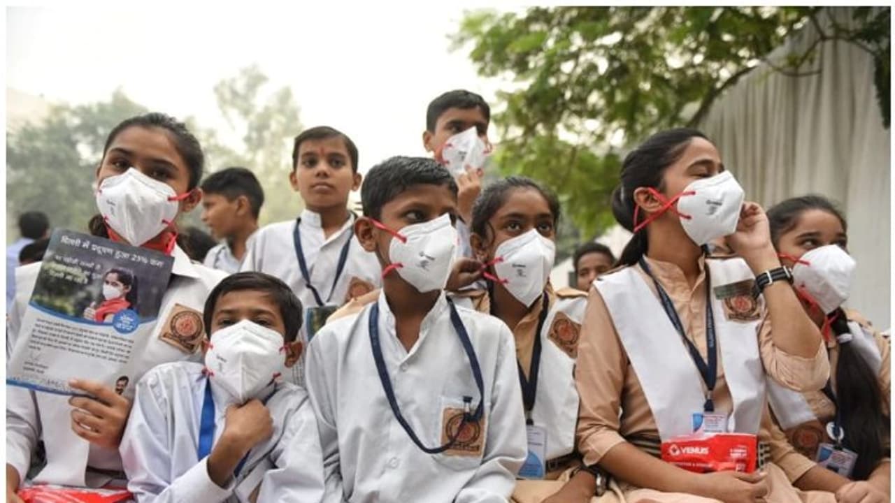 അന്തരീക്ഷ മലിനീകരണം: ദില്ലിയിൽ ആരോഗ്യ അടിയന്തരാവസ്ഥ അന്തരീക്ഷ മലിനീകരണം: ദില്ലിയിൽ ആരോഗ്യ അടിയന്തരാവസ്ഥ