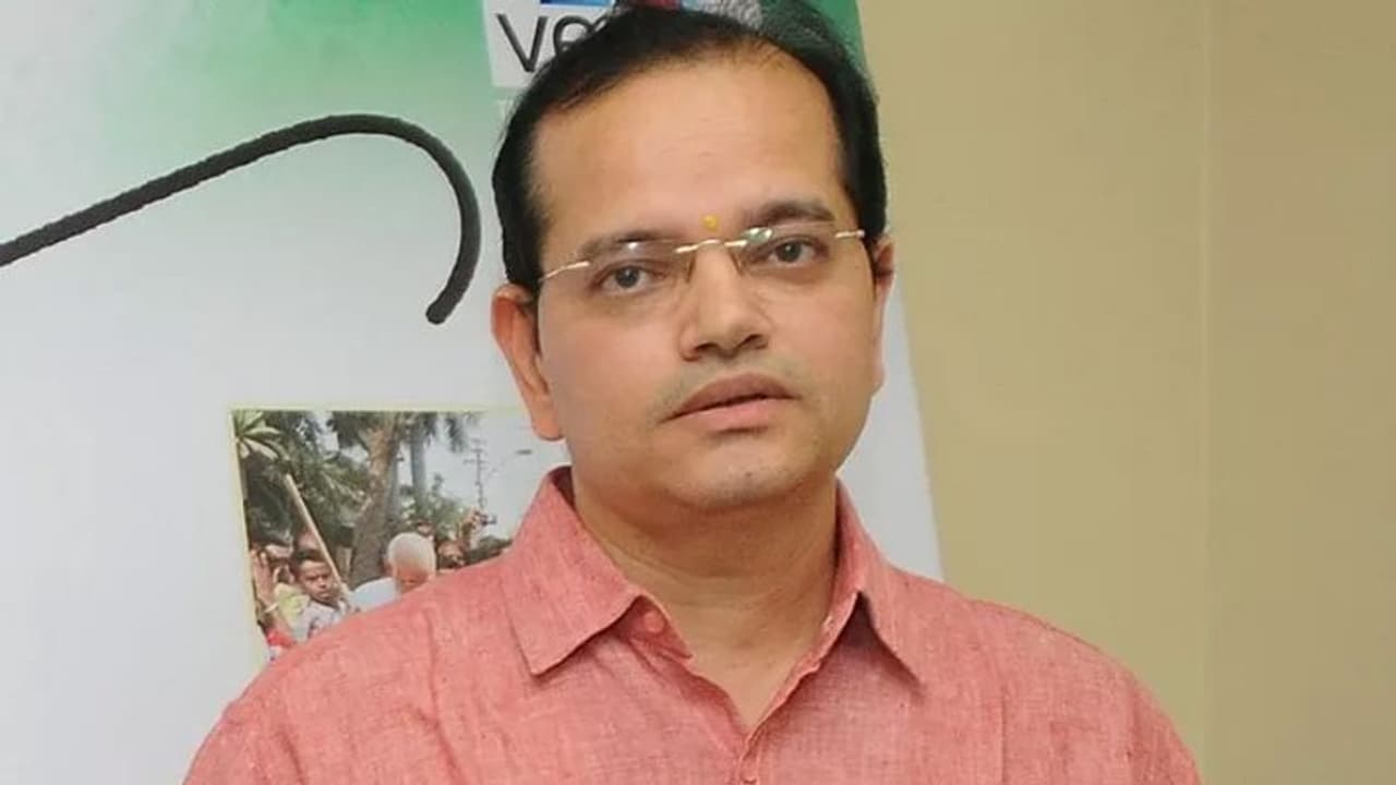 एक्सक्लूसिव: वीनस कंपनी के मालिक के निधन के बाद उनके खास दोस्त ने बताई कई दिलचस्प बातें... एक्सक्लूसिव: वीनस कंपनी के मालिक के निधन के बाद उनके खास दोस्त ने बताई कई दिलचस्प बातें...