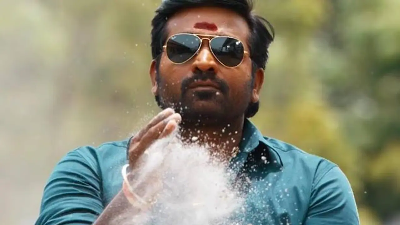 கடைசி நேரத்தில் தள்ளிப்போன விஜய் சேதுபதியின்’சங்கத்தமிழன்’...இந்த வாரம் ரிலீஸாகுமா?... கடைசி நேரத்தில் தள்ளிப்போன விஜய் சேதுபதியின்’சங்கத்தமிழன்’...இந்த வாரம் ரிலீஸாகுமா?...