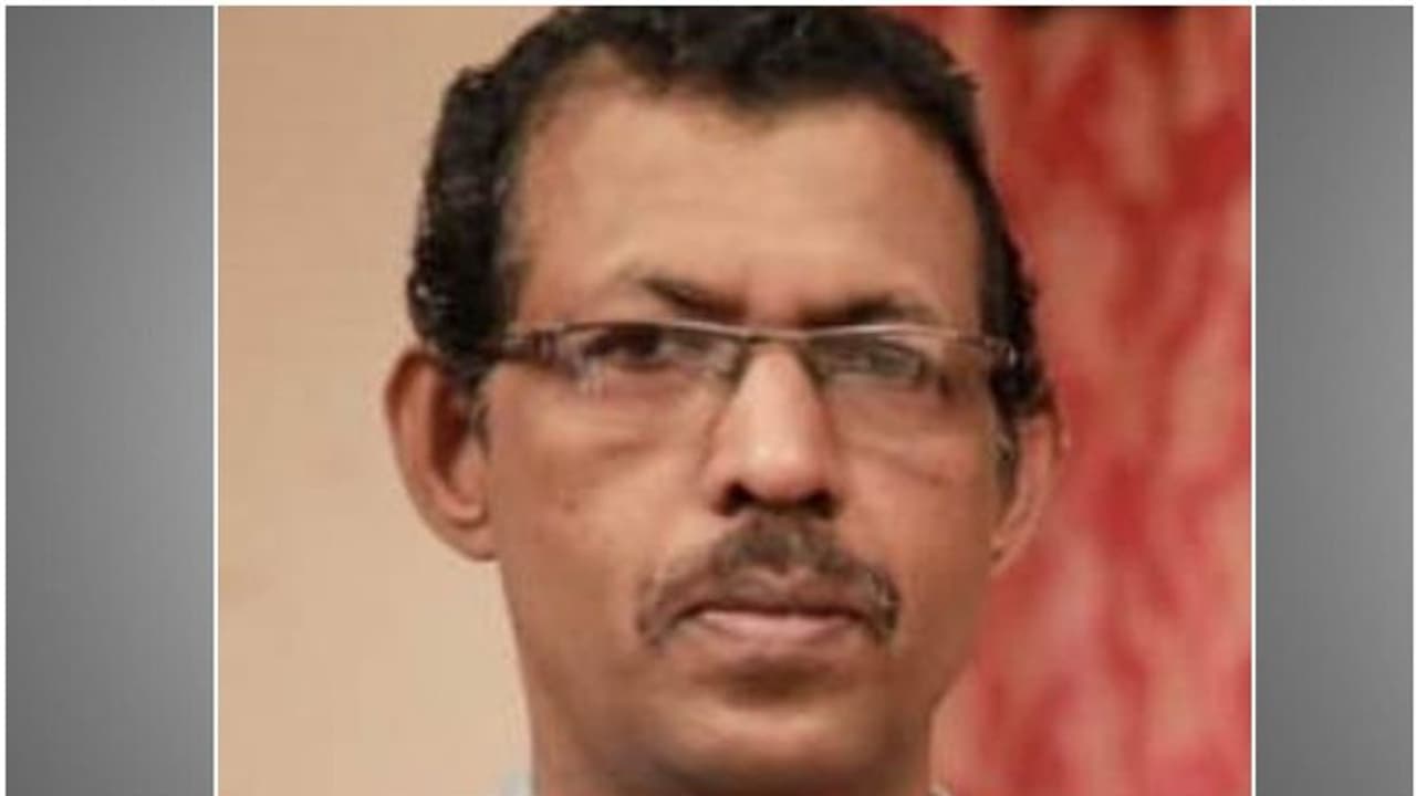 അജ്ഞാത വാഹനമിടിച്ച് പരിക്കേറ്റ് ചികിത്സയിലായിരുന്ന വ്യാപാരി മരിച്ചു അജ്ഞാത വാഹനമിടിച്ച് പരിക്കേറ്റ് ചികിത്സയിലായിരുന്ന വ്യാപാരി മരിച്ചു