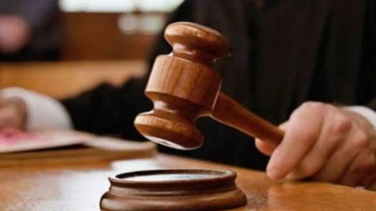 Rape case : ആലപ്പുഴയിൽ വൃദ്ധയെ പീഡിപ്പിക്കാൻ ശ്രമിച്ച കേസിലെ പ്രതികളെ വെറുതെ വിട്ടു Rape case : ആലപ്പുഴയിൽ വൃദ്ധയെ പീഡിപ്പിക്കാൻ ശ്രമിച്ച കേസിലെ പ്രതികളെ വെറുതെ വിട്ടു