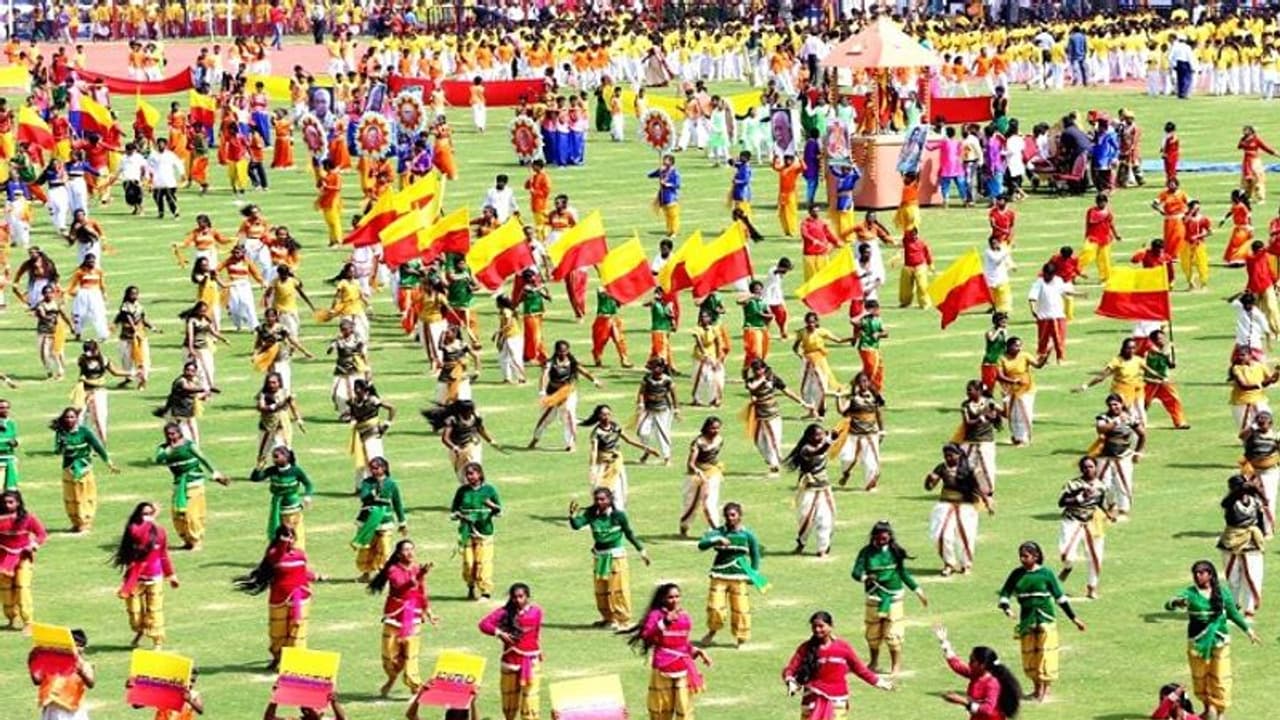 ಕನ್ನಡ ರಾಜ್ಯೋತ್ಸವದಂದು ಬೆಳ್ತಂಗಡಿಯಲ್ಲಿ ತುಳು ಧ್ವಜ ಹಾರಾಟ