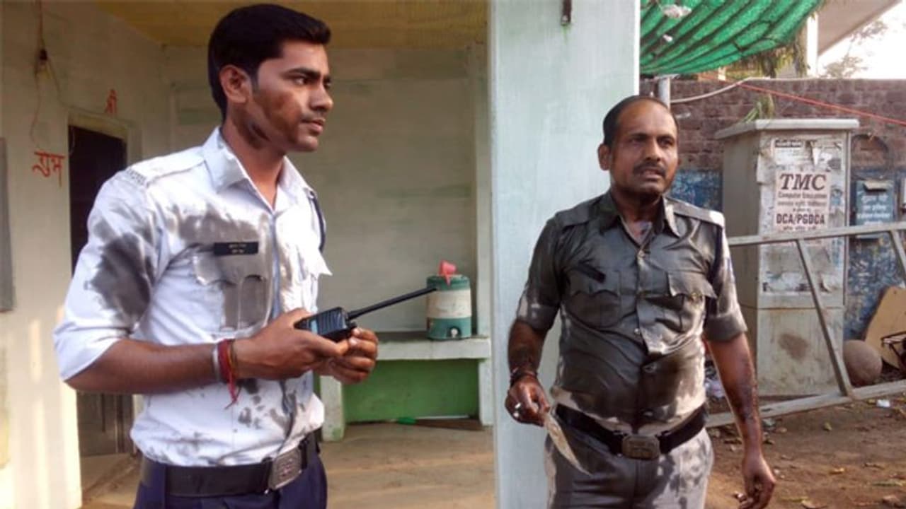 'पुलिस' से परेशान होकर मरने चला था एक पुलिसवाला, पुलिसवालों ने ही बचाई जान 'पुलिस' से परेशान होकर मरने चला था एक पुलिसवाला, पुलिसवालों ने ही बचाई जान