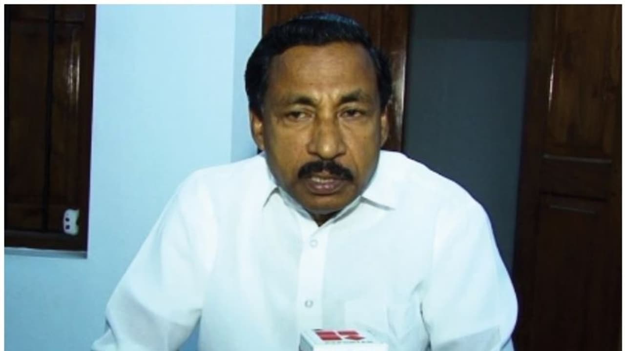 മാവോയിസ്റ്റ് ബന്ധം ആരോപിച്ച് സിപിഎമ്മുകാരുടെ അറസ്റ്റ്; സമഗ്ര അന്വേഷണം വേണമെന്ന് സിപിഎം മാവോയിസ്റ്റ് ബന്ധം ആരോപിച്ച് സിപിഎമ്മുകാരുടെ അറസ്റ്റ്; സമഗ്ര അന്വേഷണം വേണമെന്ന് സിപിഎം