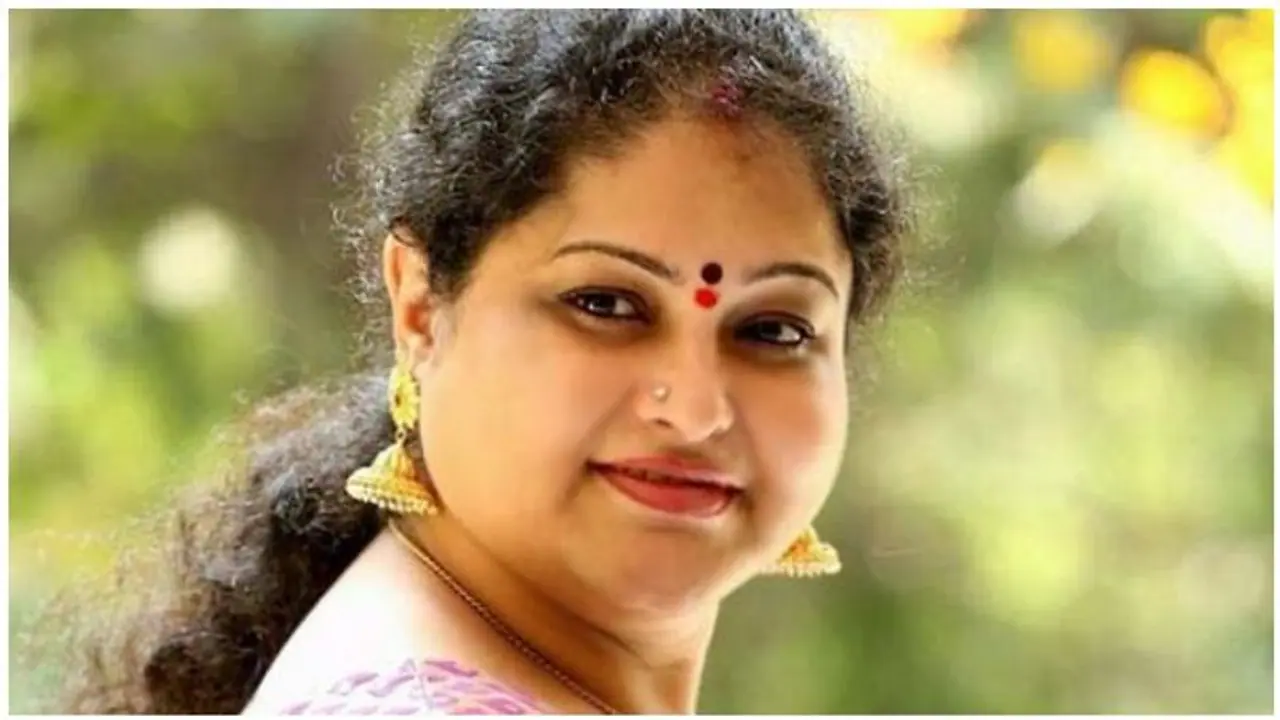 நடிகை மந்த்ராவின் வீடுகளில் அதிரடி சோதனை...விரைவில் சிக்கவிருக்கும் தோழி நடிகைகள்... நடிகை மந்த்ராவின் வீடுகளில் அதிரடி சோதனை...விரைவில் சிக்கவிருக்கும் தோழி நடிகைகள்...