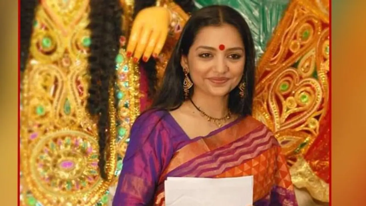 মেদিনীপুর পৌরসভা নির্বাচনে খেলা হবে মডেল, প্রার্থীদের ফুটবল দিলেন জুন মালিয়া