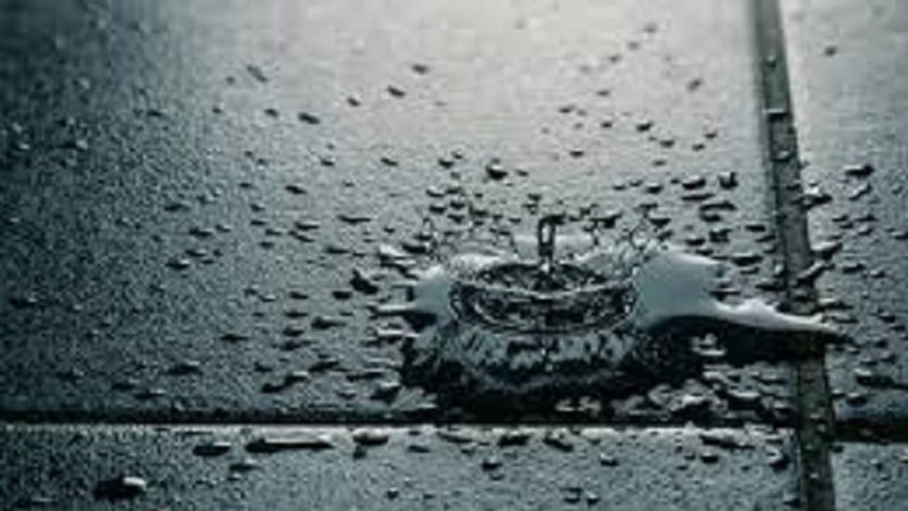 ಕೋಲಾರ: ಮಳೆ ಬಂದಾಗಲೆಲ್ಲ ನಾಡ ಕಚೇರಿ ಬಂದ್..! ಕೋಲಾರ: ಮಳೆ ಬಂದಾಗಲೆಲ್ಲ ನಾಡ ಕಚೇರಿ ಬಂದ್..!