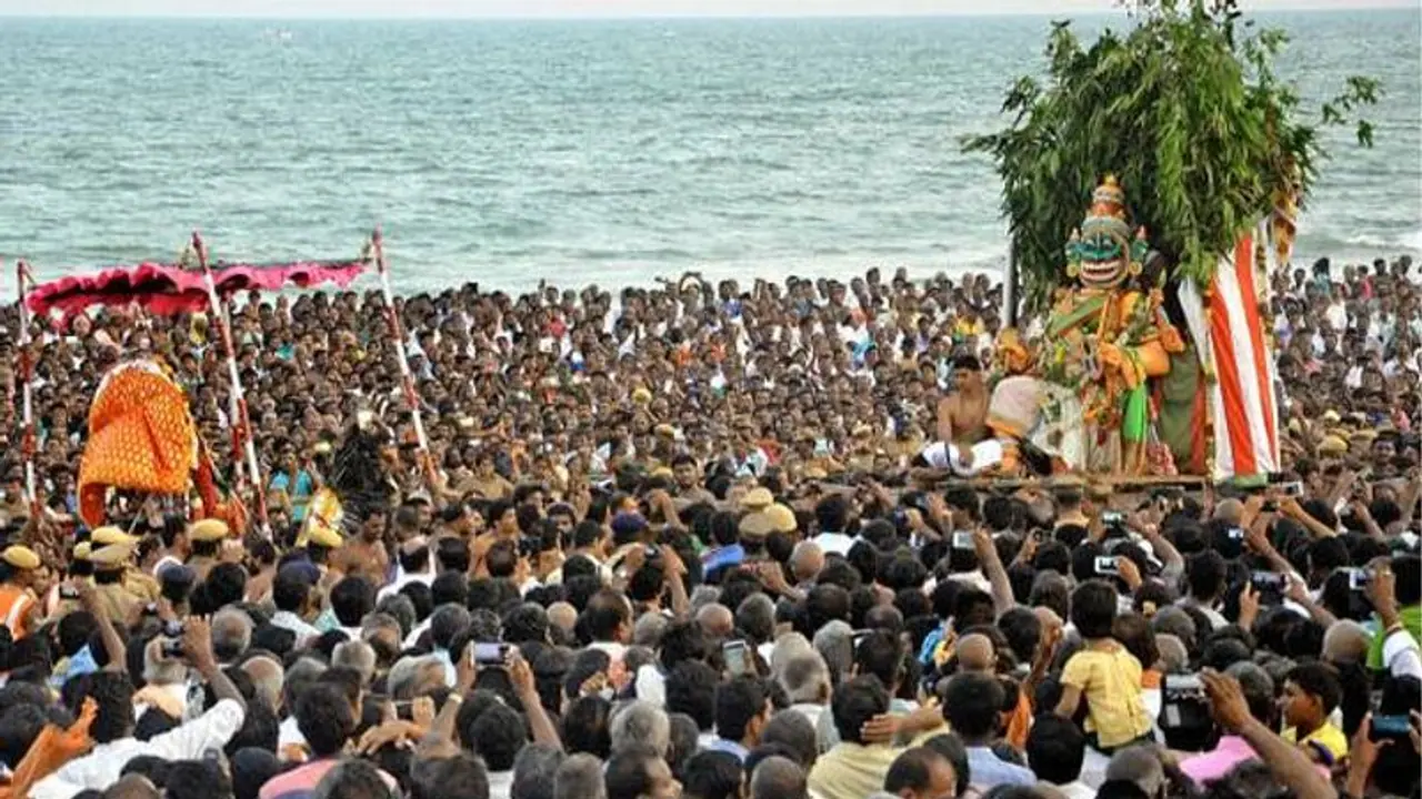 அசுரனை வதம் செய்த பின்பு திருச்செந்தூரில் நடைபெறும் விநோத நிகழ்வு..! முருகனின் கோபத்தை குறைக்கும் சிறப்பு பூஜை..!