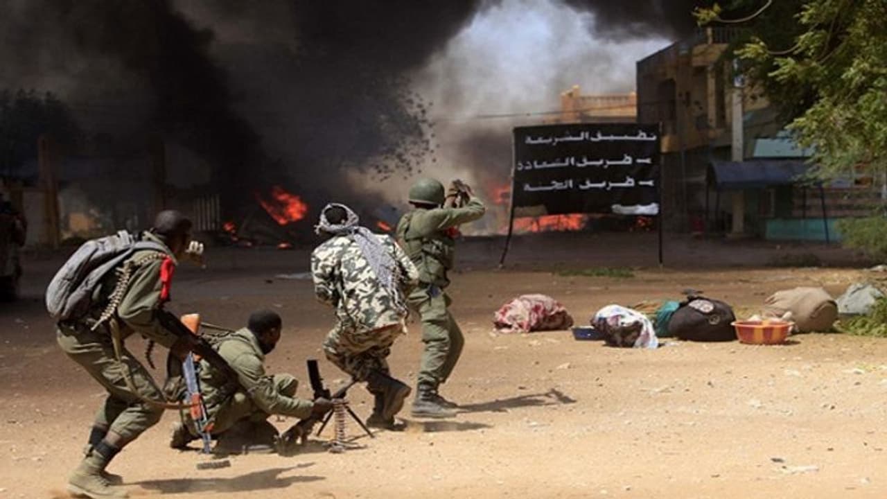 माली में आतंकियों का कहर, हमले में मारे गए 54 लोग माली में आतंकियों का कहर, हमले में मारे गए 54 लोग