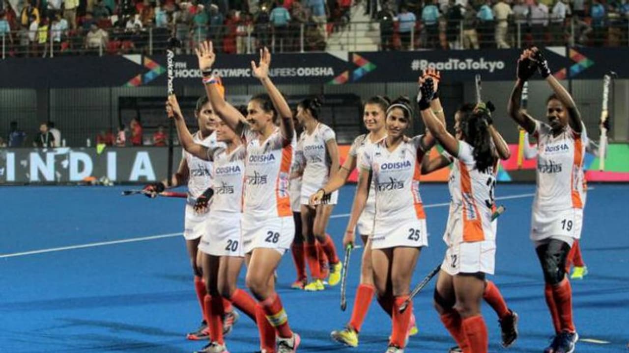 ടോക്കിയോ ഒളിംപിക്സിന് യോഗ്യത നേടി ഇന്ത്യന്‍ വനിതാ ഹോക്കി ടീം