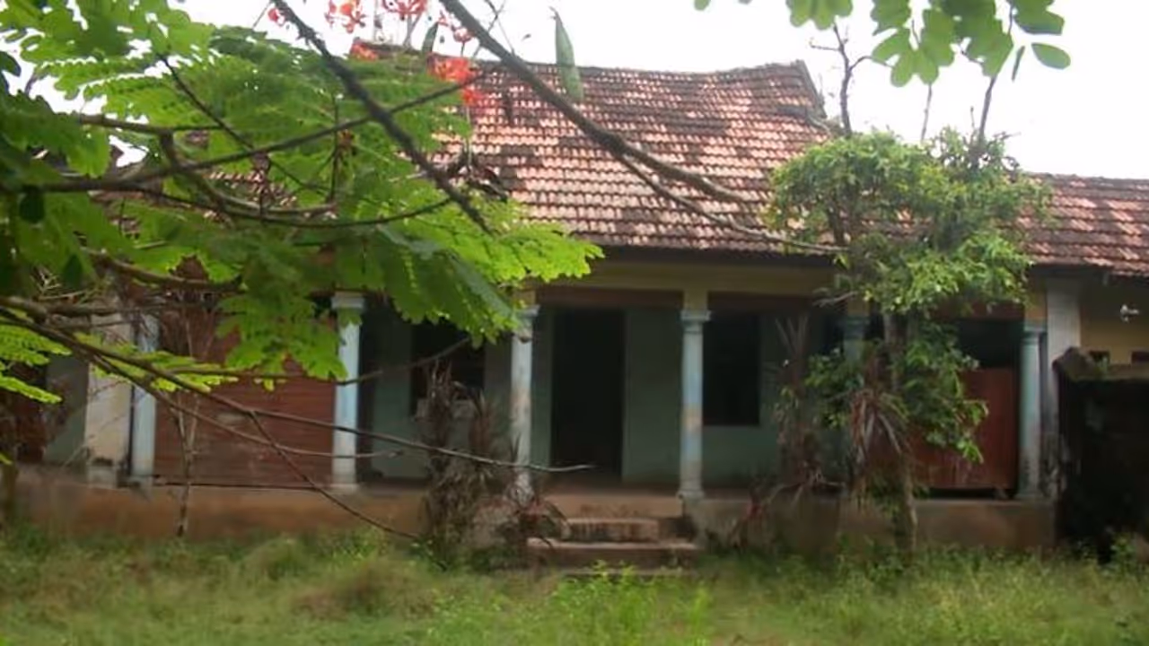 15 വർഷത്തിനിടെ 7 ദുരൂഹമരണങ്ങൾ; കരമന കൂടം തറവാട്ടിലെ മരണത്തിൽ സിബിഐ അന്വേഷണം വേണം, മുഖ്യമന്ത്രിയോട് പരാതി 15 വർഷത്തിനിടെ 7 ദുരൂഹമരണങ്ങൾ; കരമന കൂടം തറവാട്ടിലെ മരണത്തിൽ സിബിഐ അന്വേഷണം വേണം, മുഖ്യമന്ത്രിയോട് പരാതി